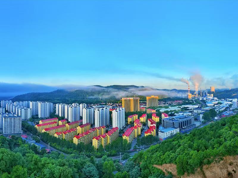 黄陵矿业大景.jpg